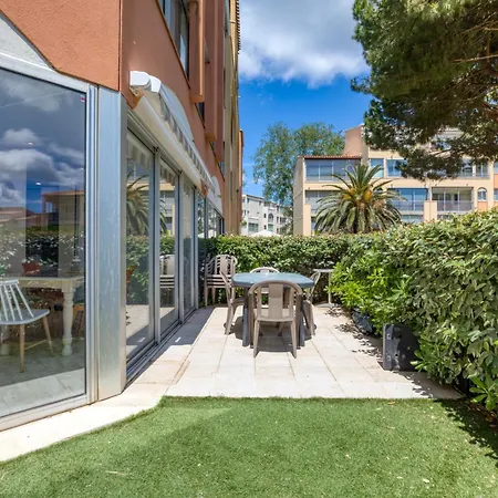 Apartamento Rez De Jardin Climatise