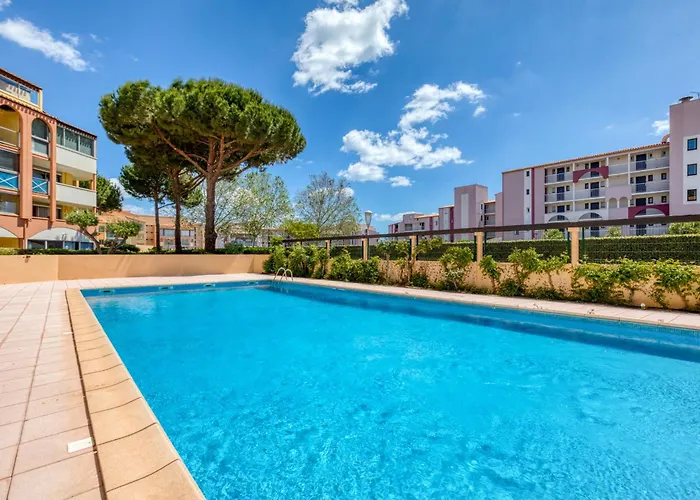 Rez De Jardin Climatise דירה אגדה
